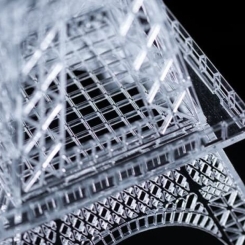 acrylic-eiffel-tower-laser-cut-precision-eurolaser